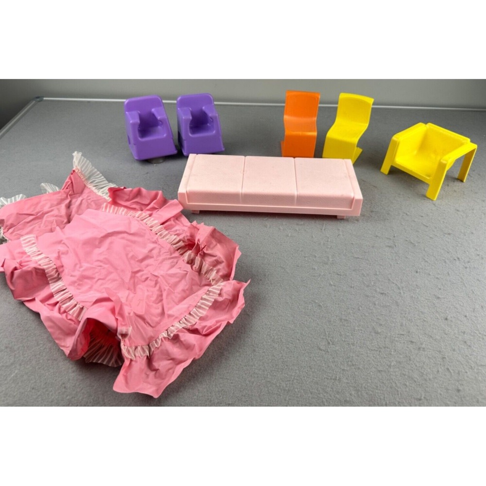 Vintage Mattel Barbie Bath Bed Chairs Couch Plastic Furniture Toy LOT of 8